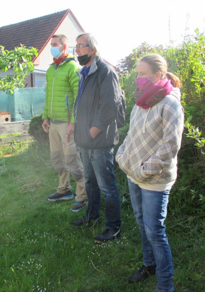 16.5.2020 rozestupy, roušky
